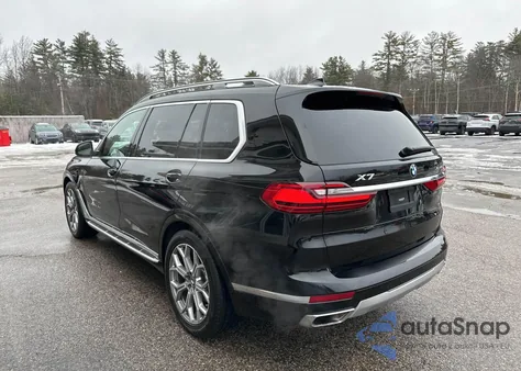 2020 BMW X7 xDrive40I z USA, uszkodzony, nr VIN 5UXCW2C04L9B56689